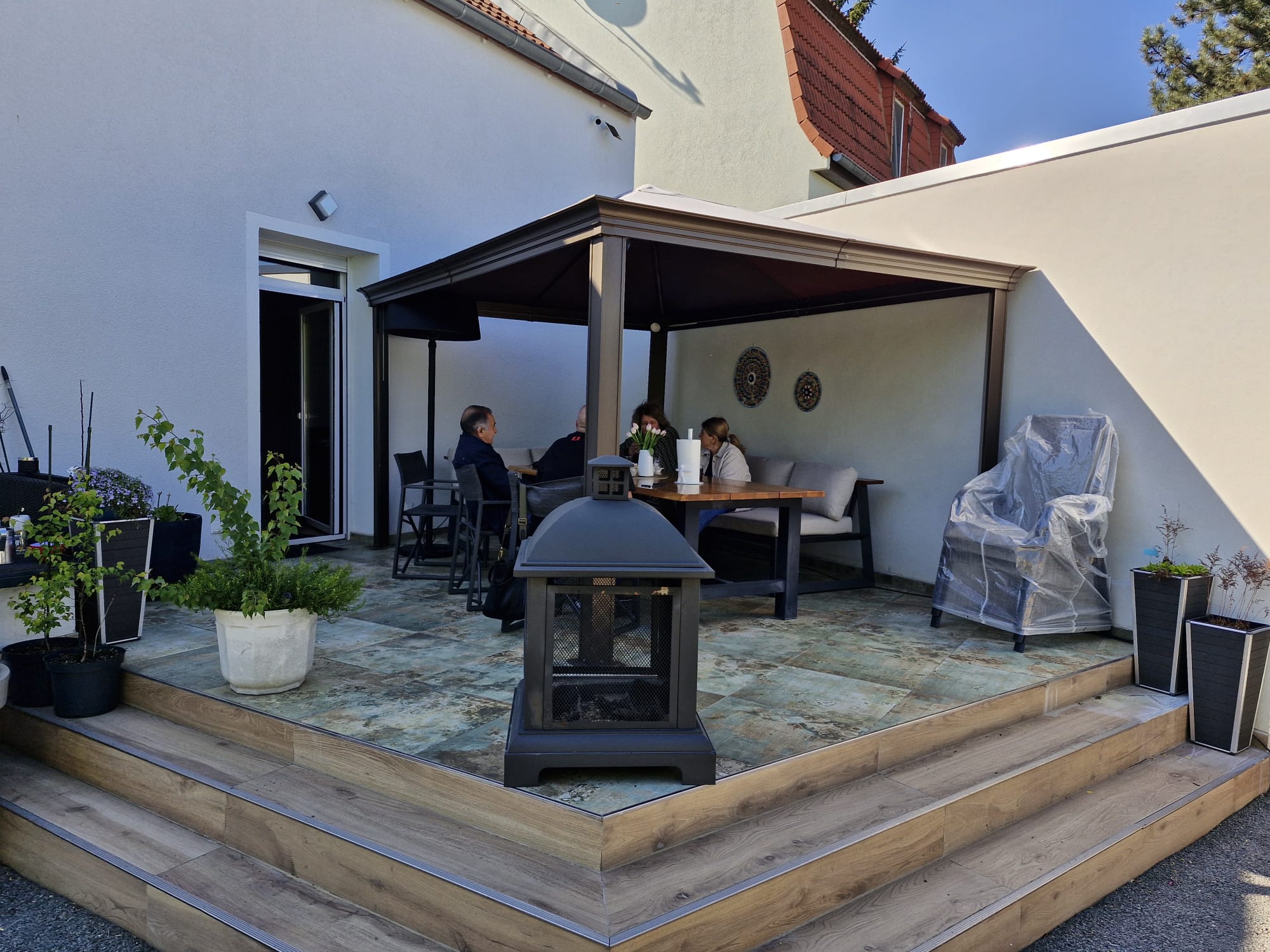 Bauleistungen, Fenster, Carports & Terrassen | HausEner